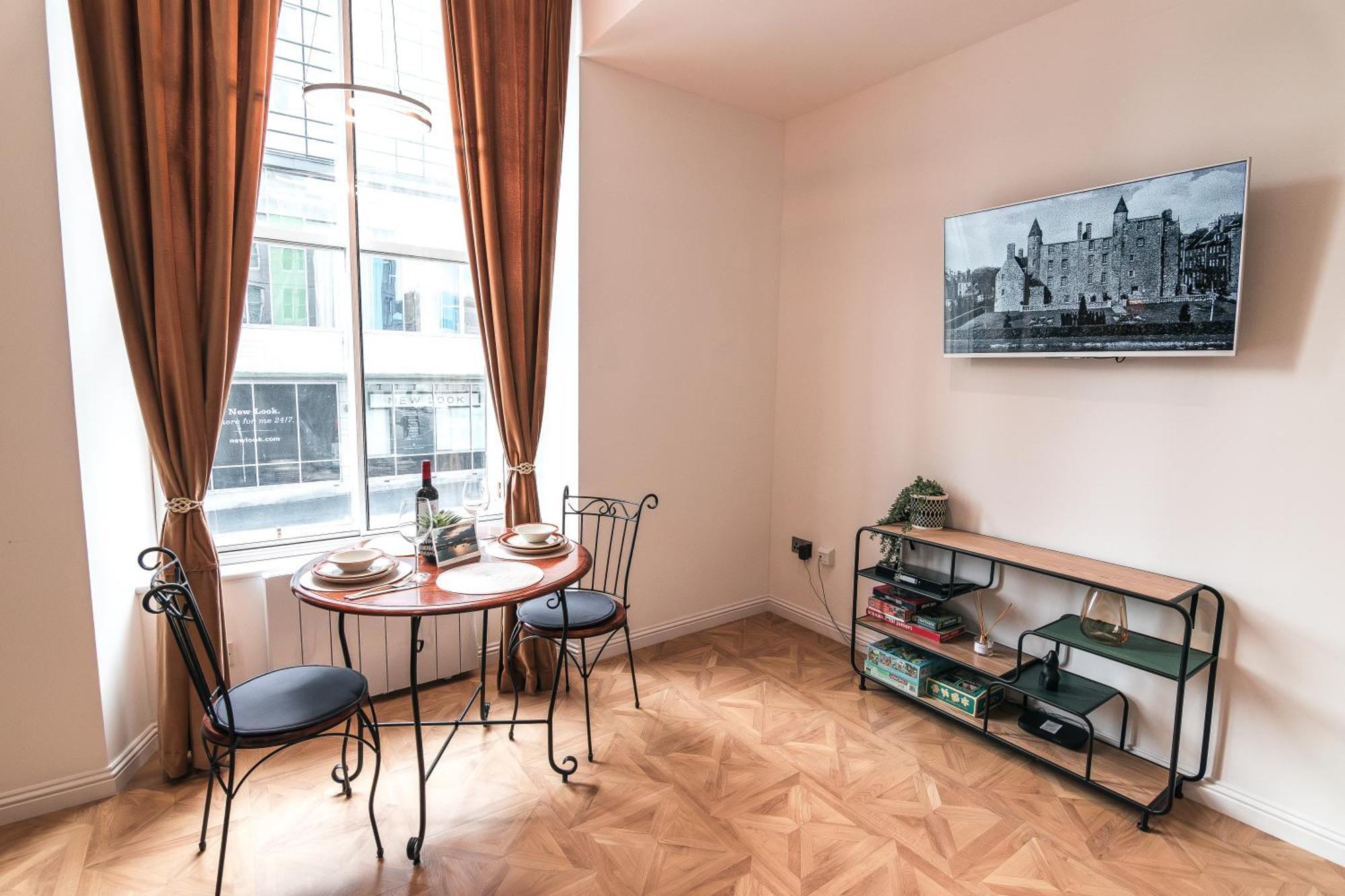 Modern Apartment In Aberdeen City Centre, Guild Street, Free Wifi Luaran gambar